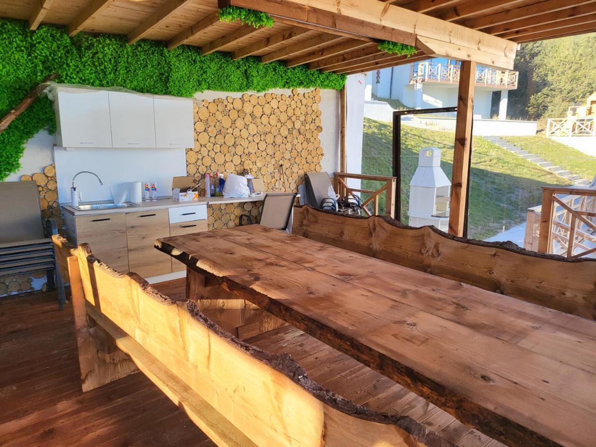 סרניצה Вилно Селище Paradise View מראה חיצוני תמונה